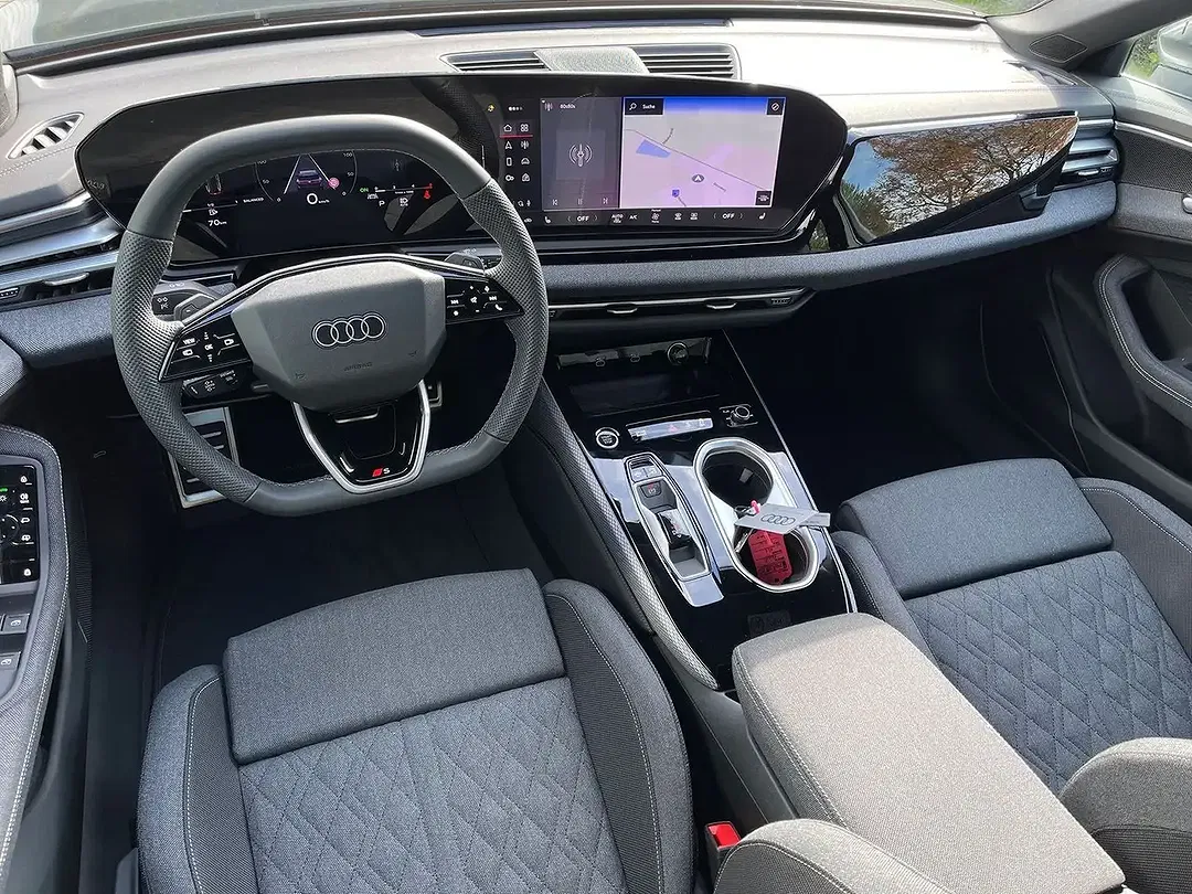 Audi A6 - Thumbnail 2