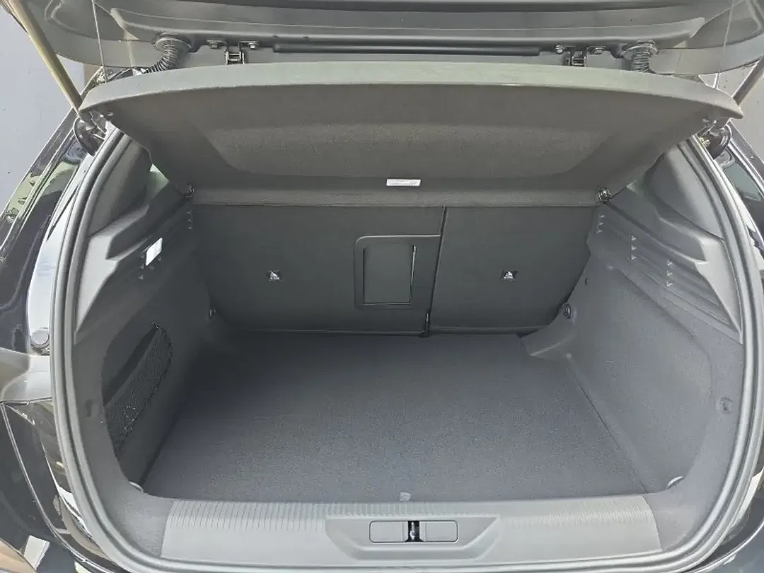 Peugeot 308 - Thumbnail 16