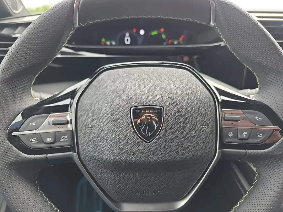 Peugeot 308 - Thumbnail 18