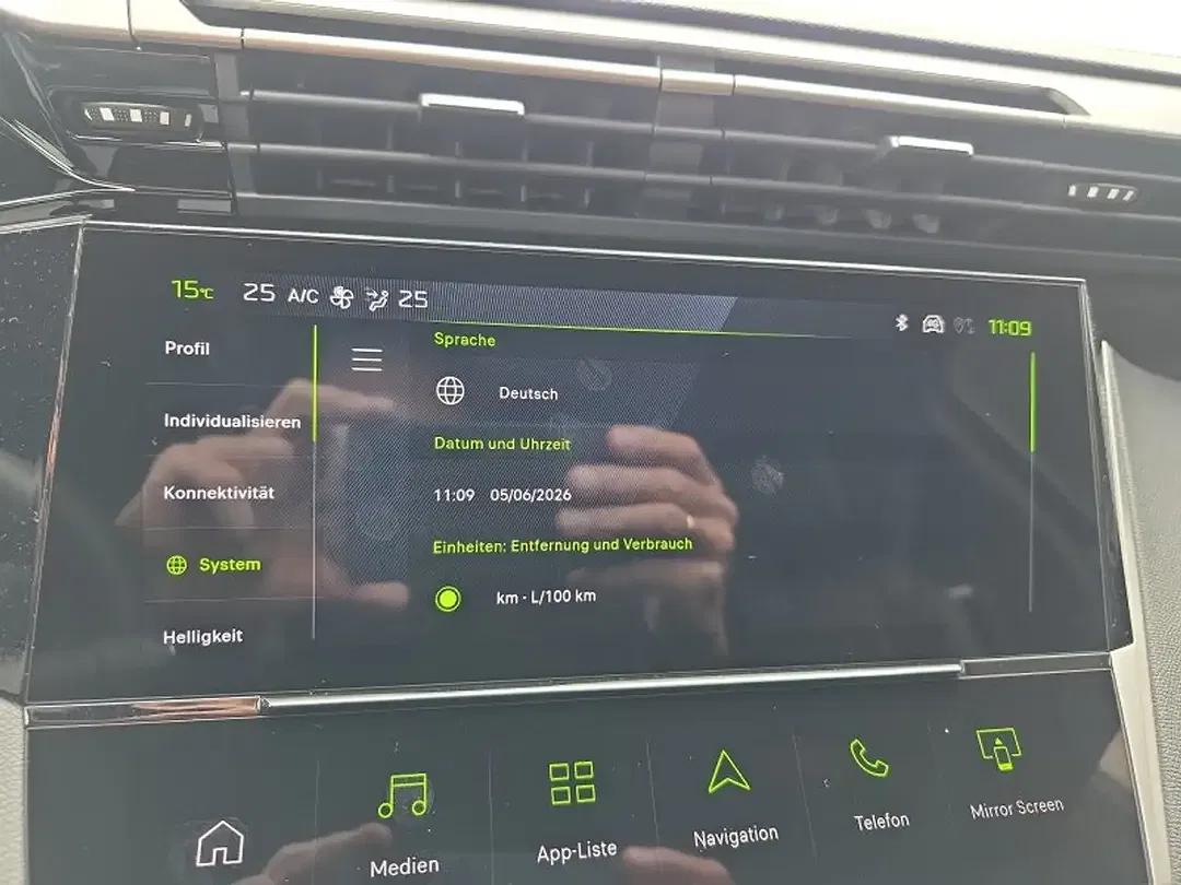 Peugeot 308 - Thumbnail 29
