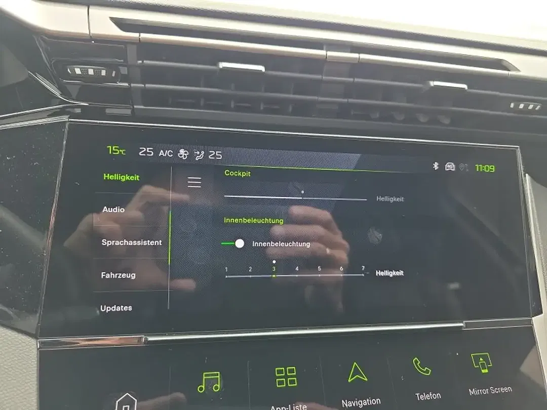 Peugeot 308 - Thumbnail 30