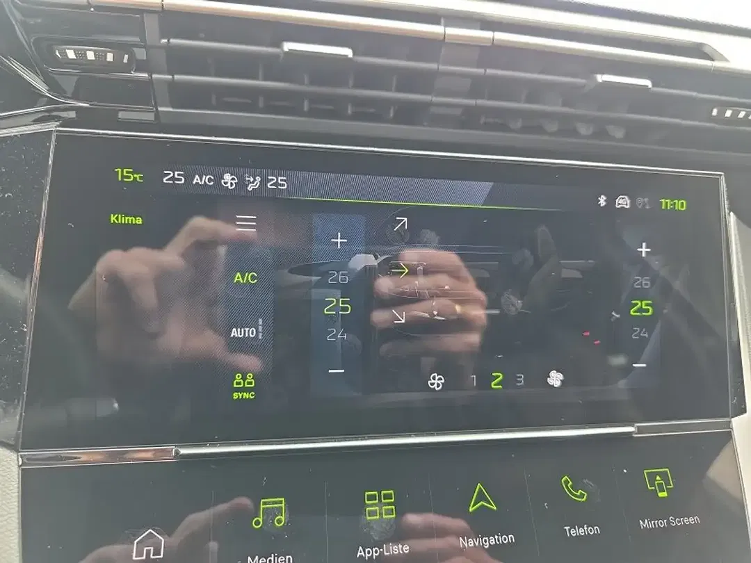 Peugeot 308 - Thumbnail 40