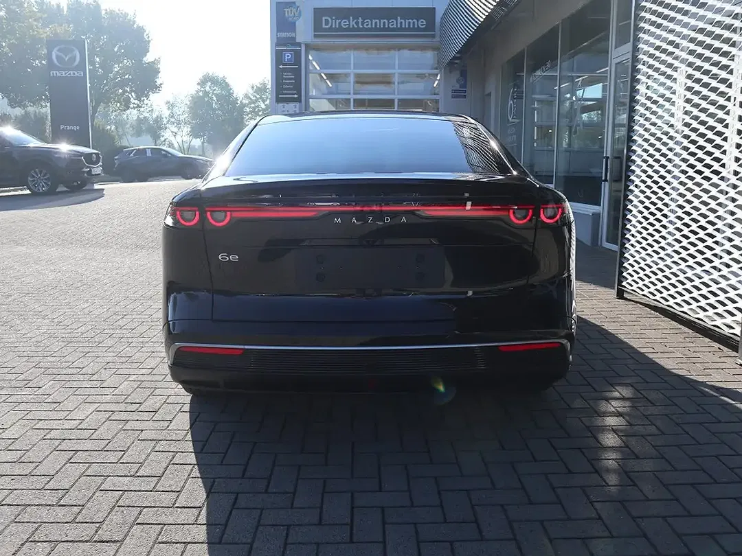 Mazda 6e - Thumbnail 4