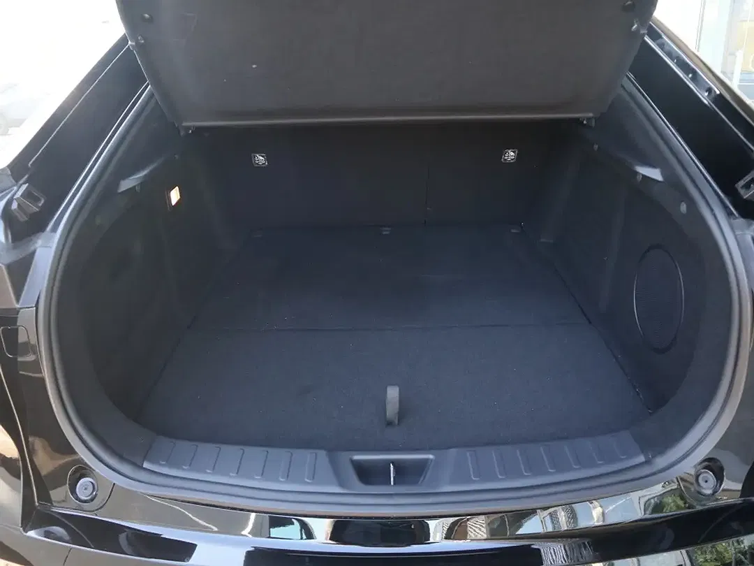 Mazda 6e - Thumbnail 9