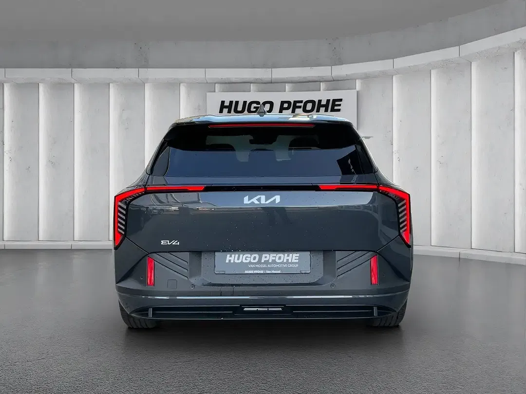 Kia EV4 - Thumbnail 4