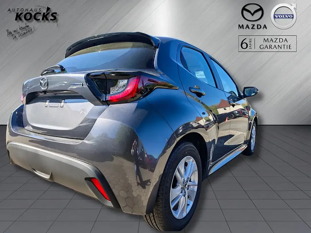 Mazda 2 - Thumbnail 4