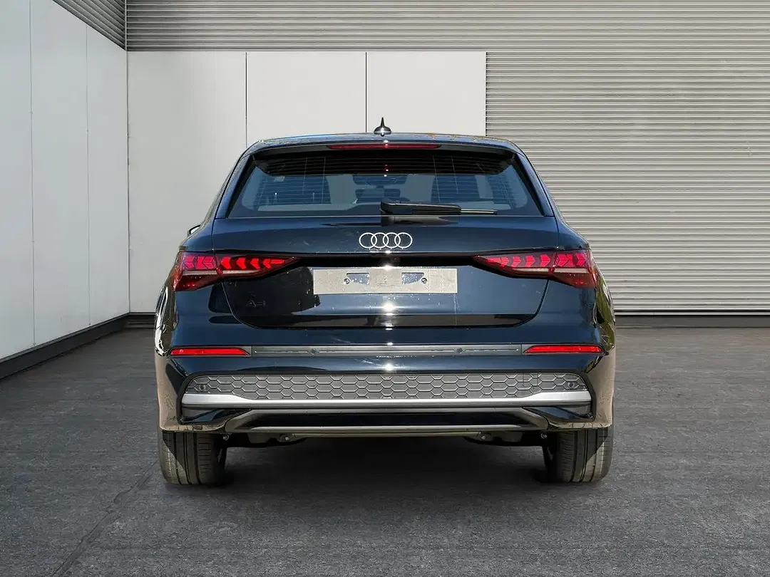 Audi A3 - Thumbnail 2