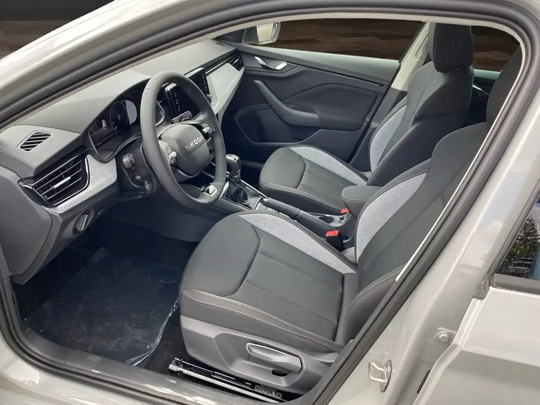 Skoda Scala - Thumbnail 6