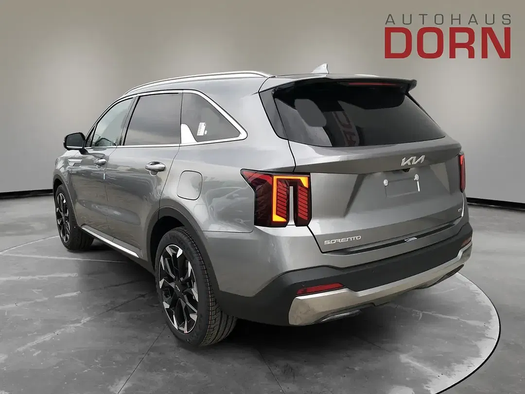 Kia Sorento - Thumbnail 2