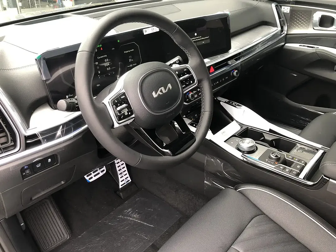 Kia Sorento - Thumbnail 6