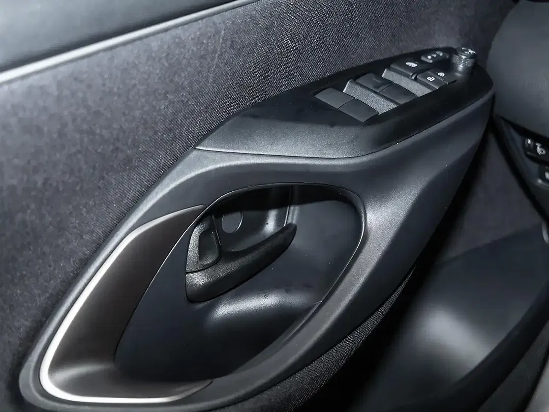 Mazda 2 - Thumbnail 13