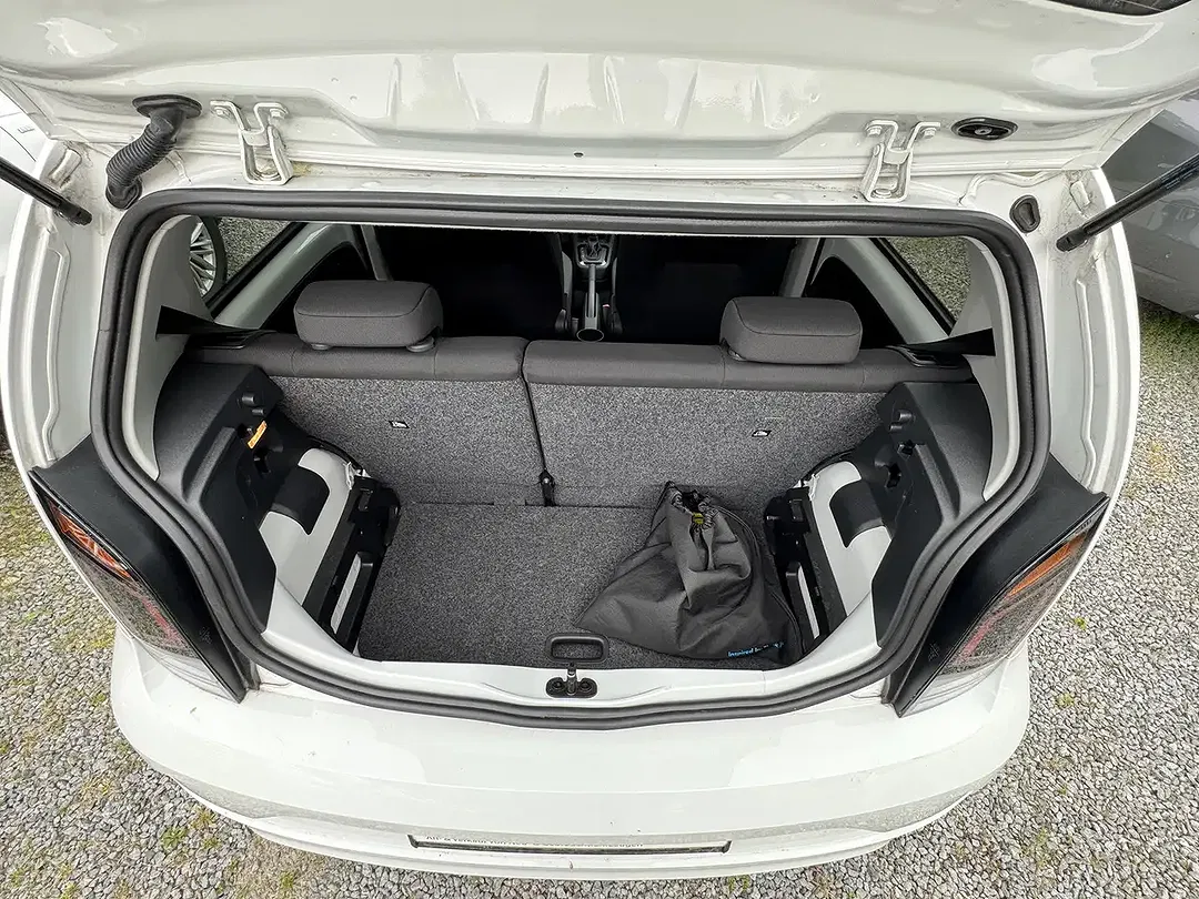Volkswagen up! - Thumbnail 9