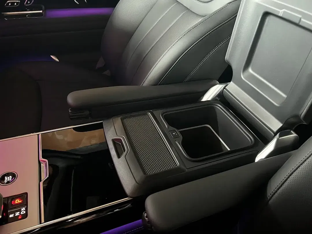 Land Rover Range Rover - Thumbnail 10