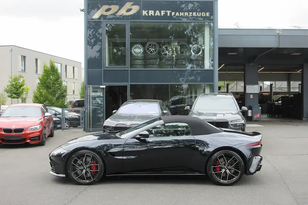 Aston Martin Vantage V8 Roadster