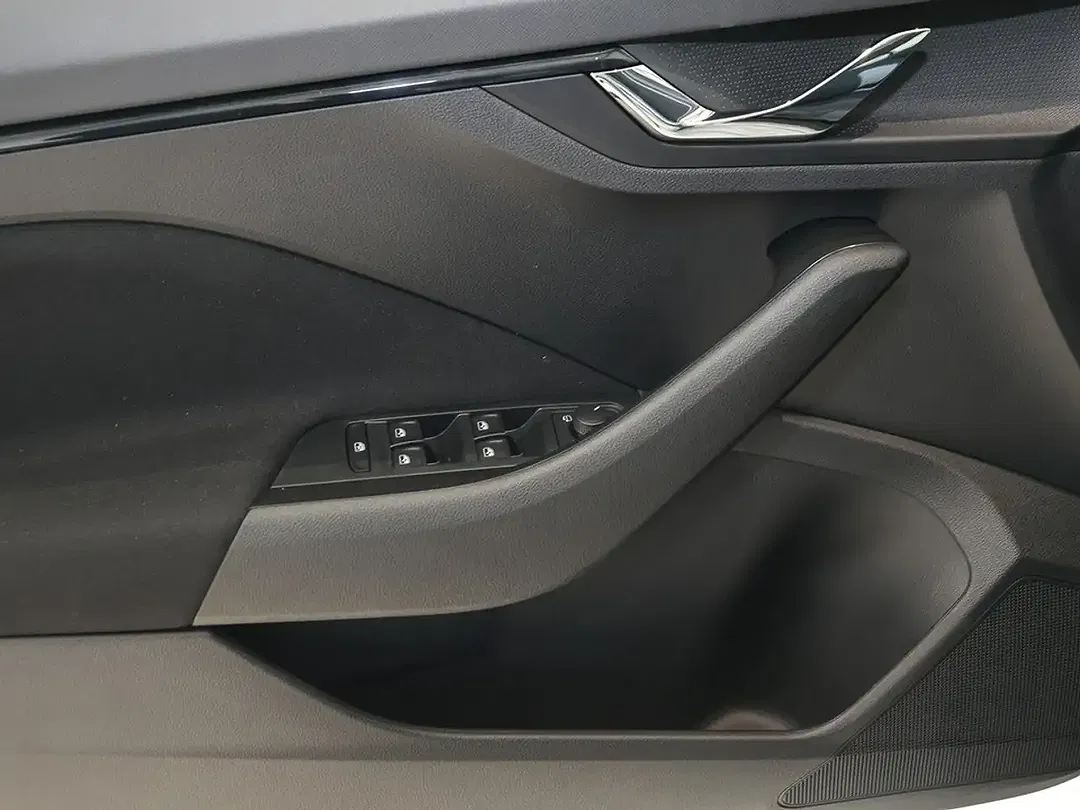 Skoda Kamiq - Thumbnail 14
