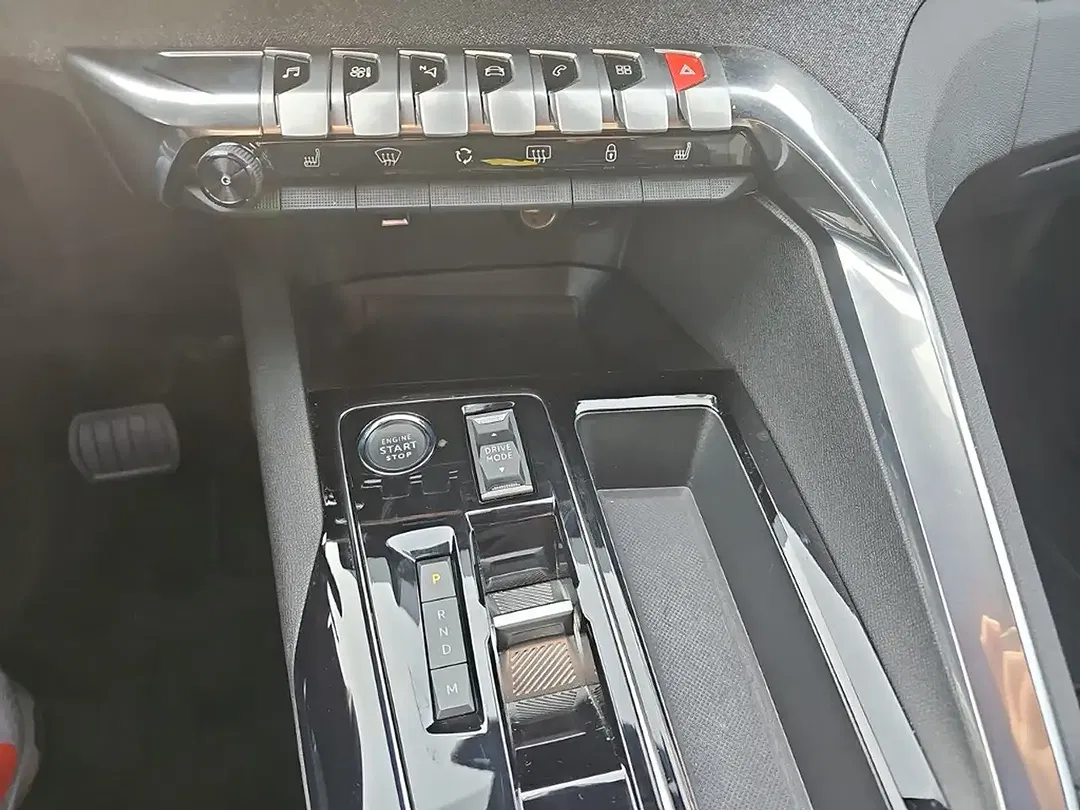 Peugeot 3008 - Thumbnail 14