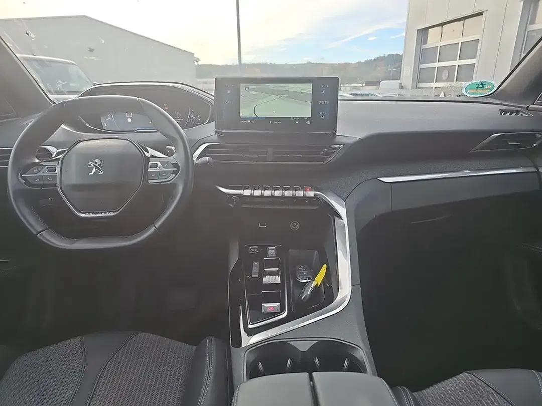 Peugeot 3008 - Thumbnail 8