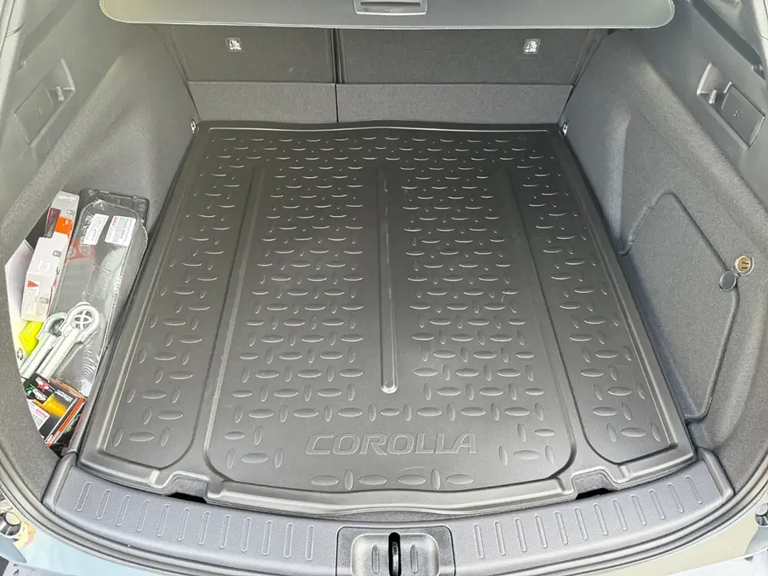 Toyota Corolla - Thumbnail 3