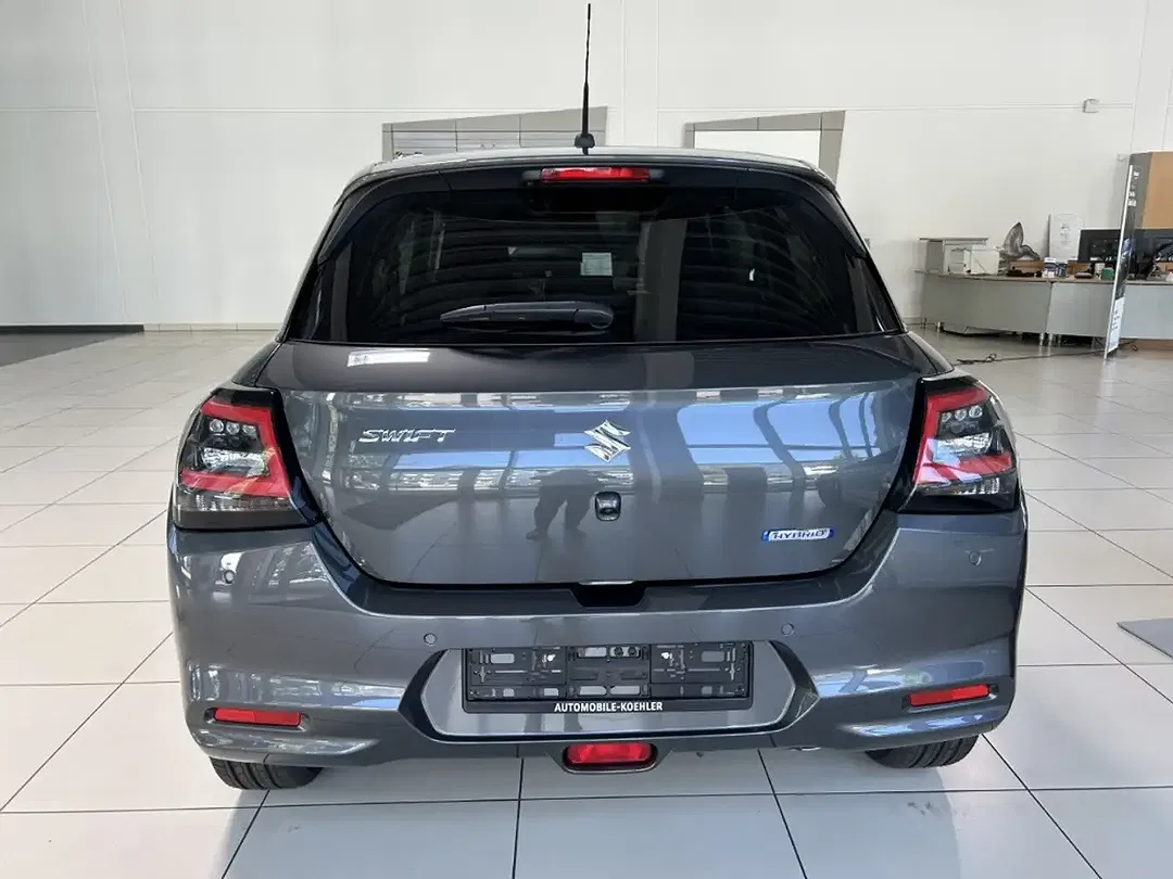 Suzuki Swift - Thumbnail 6