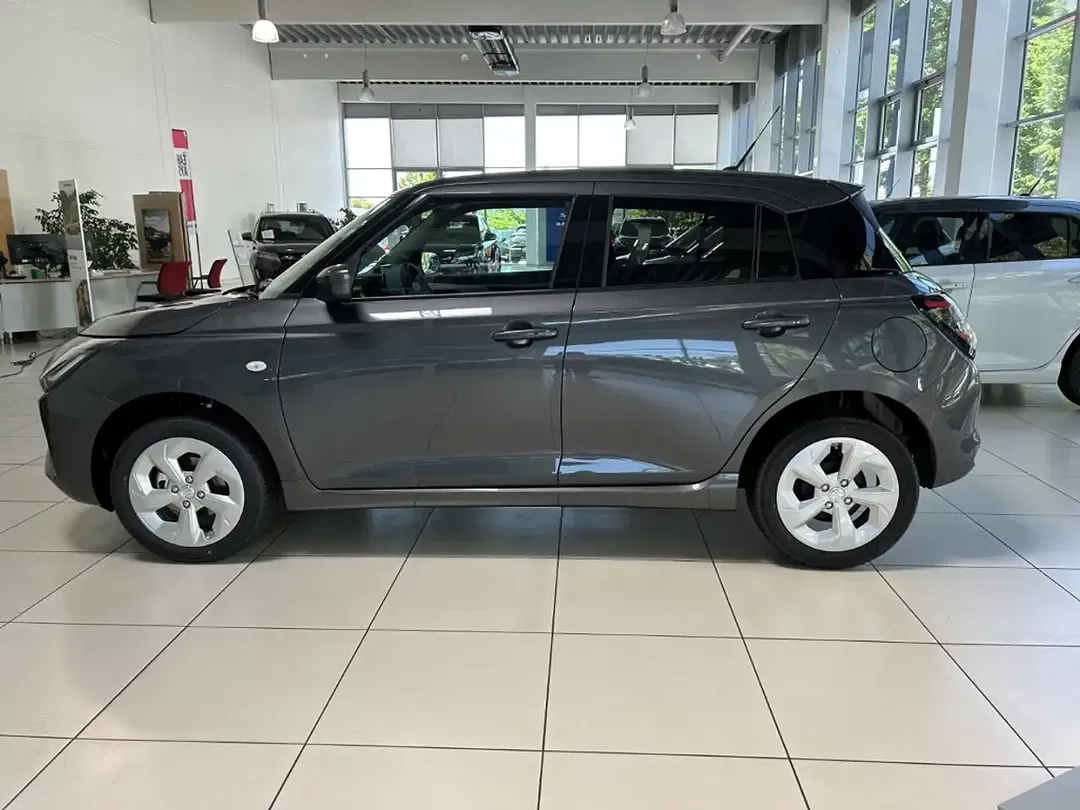 Suzuki Swift - Thumbnail 7