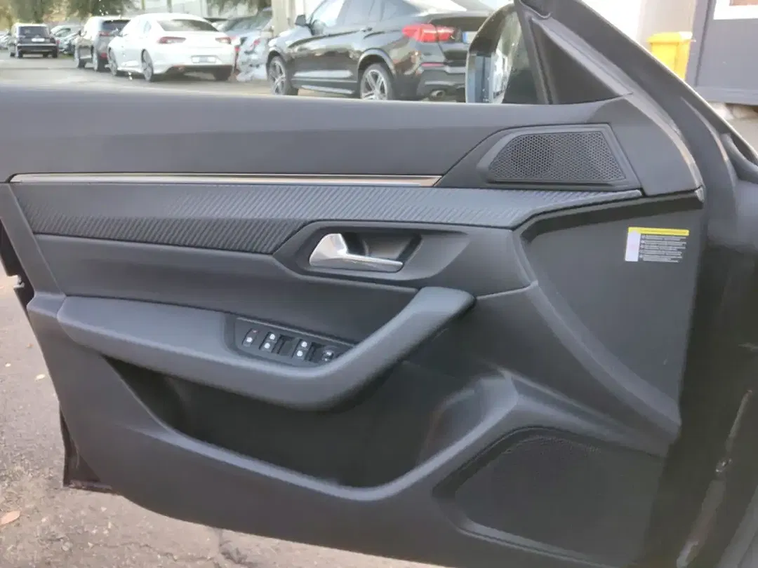 Peugeot 508 - Thumbnail 13