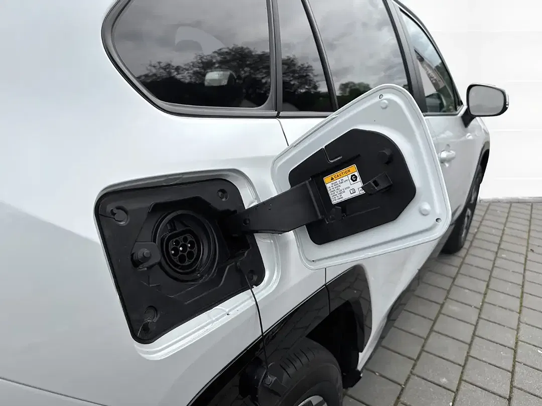 Toyota RAV 4 - Thumbnail 4