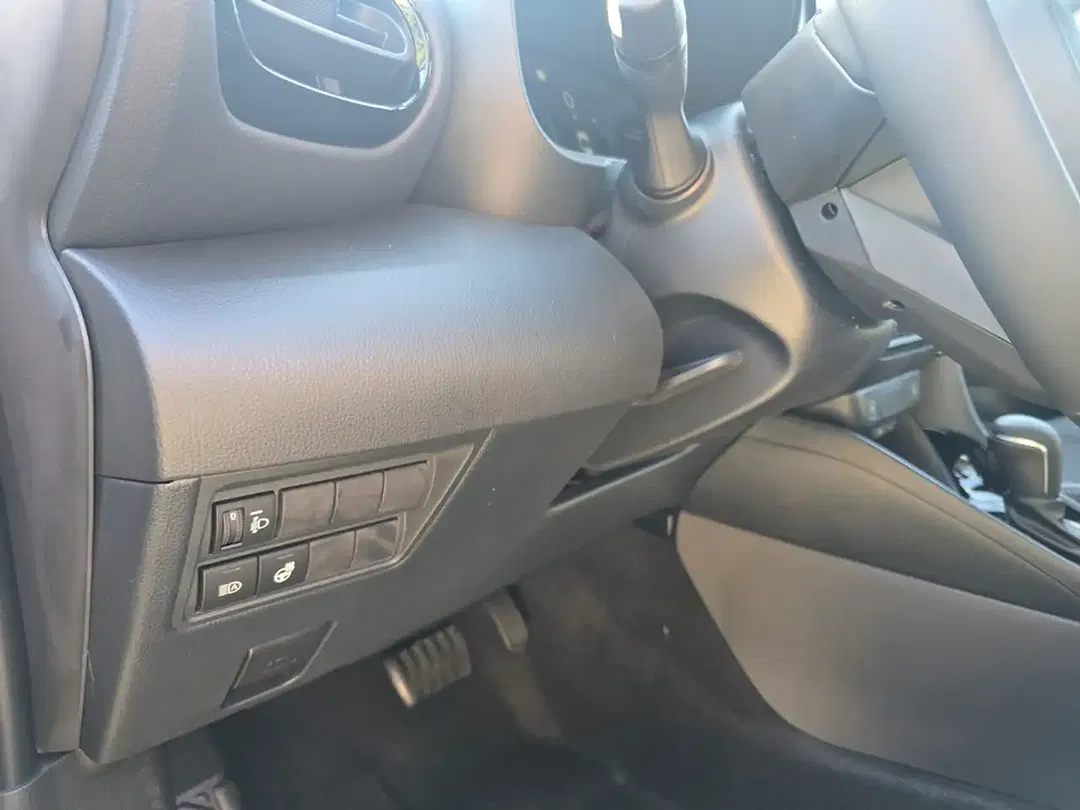 Toyota Yaris - Thumbnail 10