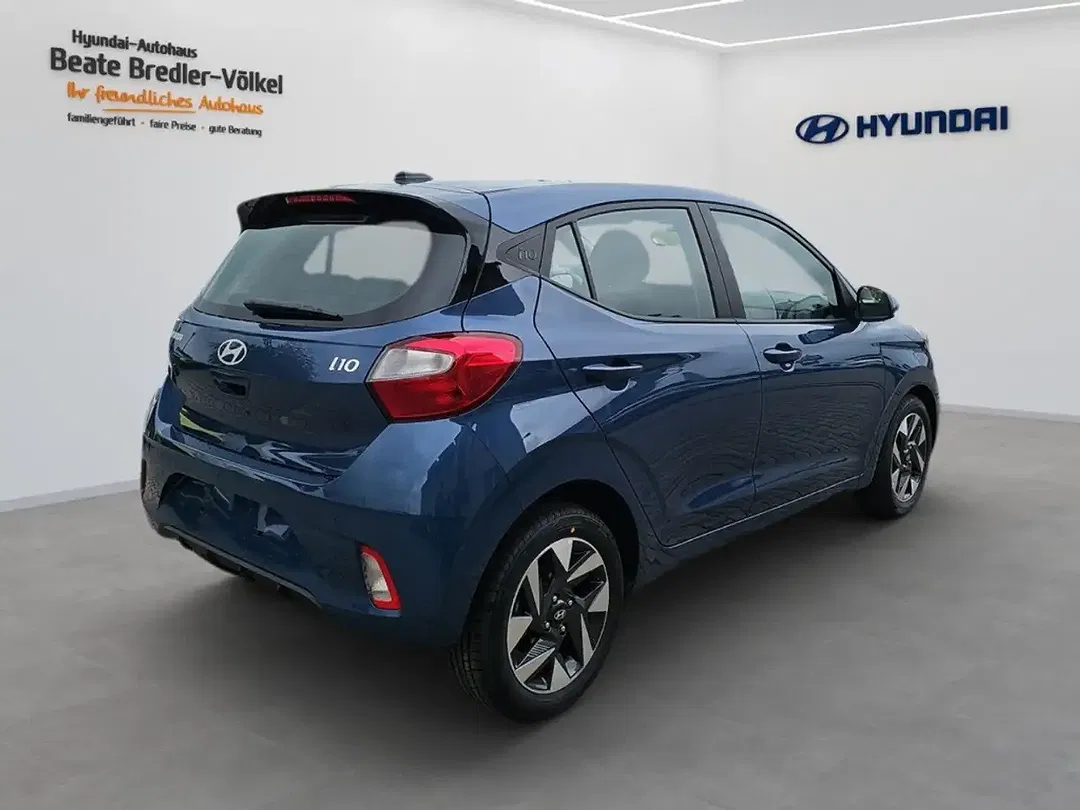 Hyundai i10 - Thumbnail 3