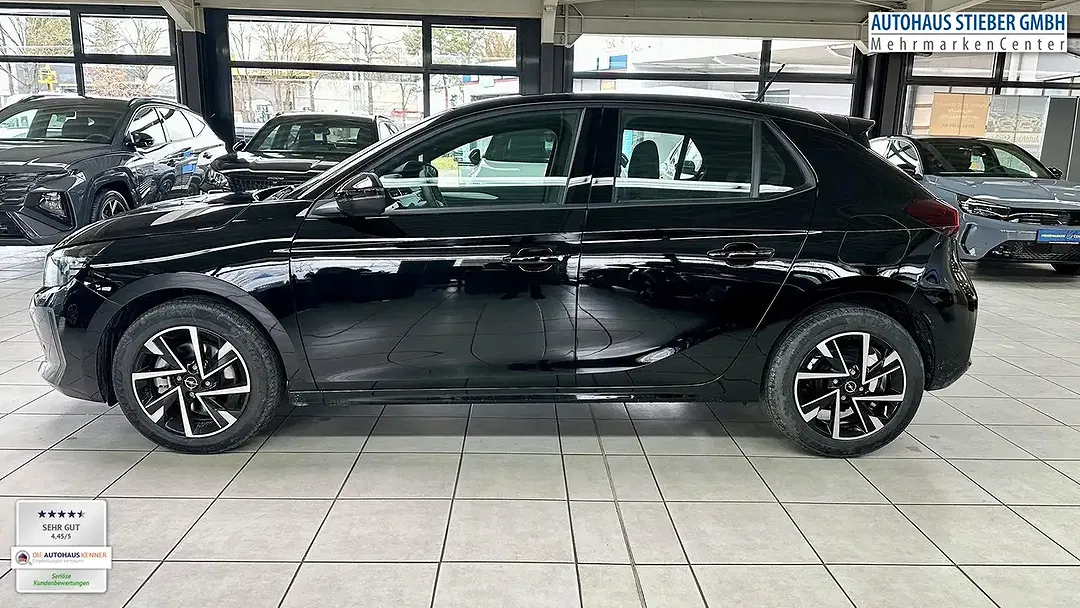 Opel Corsa - Thumbnail 3