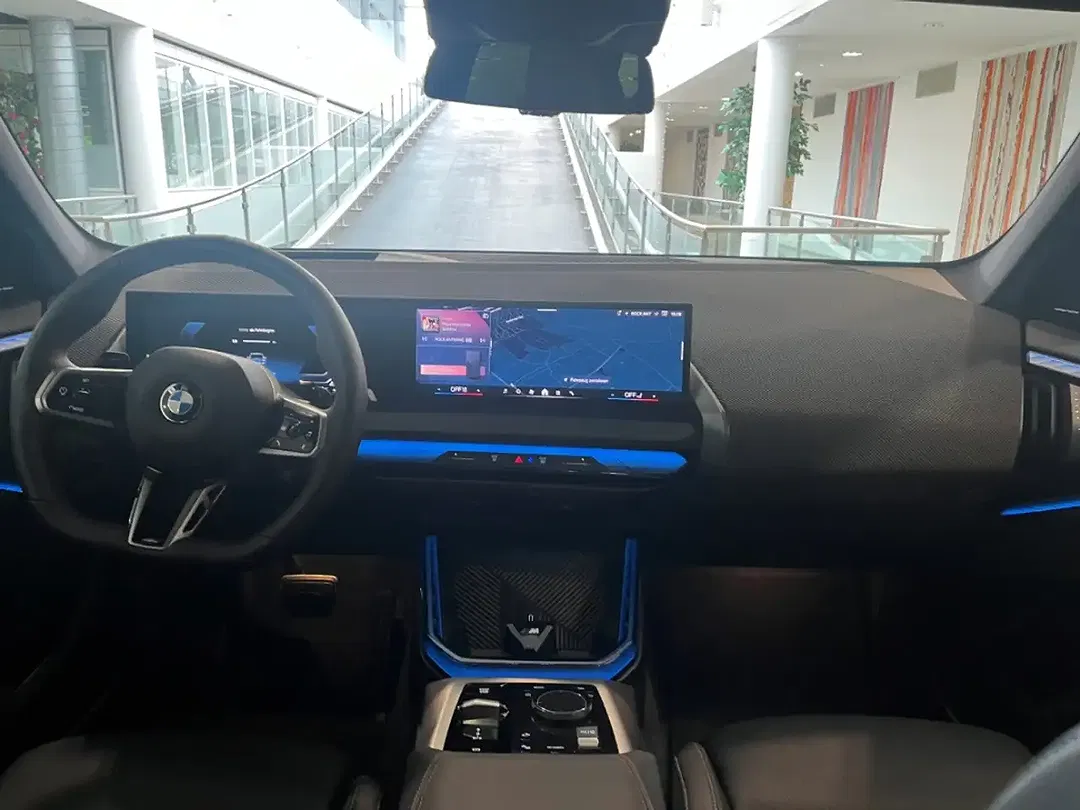 BMW X3 - Thumbnail 6