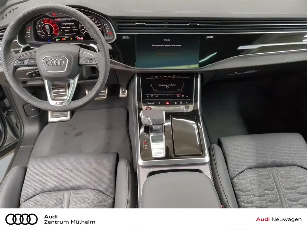 Audi RS Q8 - Thumbnail 5
