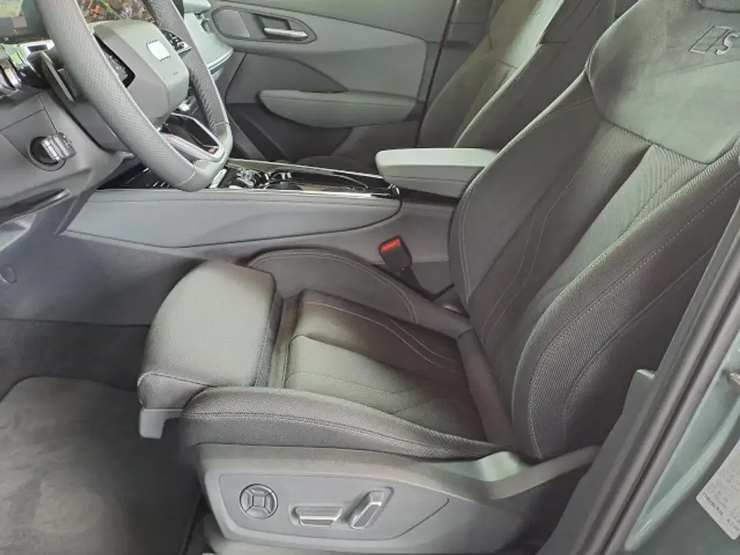 Audi Q3 - Thumbnail 7