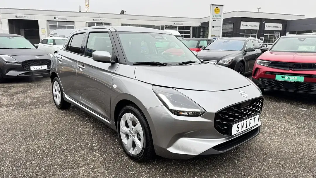 Suzuki Swift - Thumbnail 9