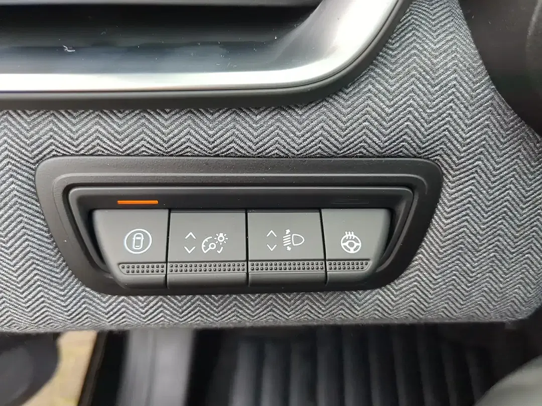 Renault Clio - Thumbnail 10