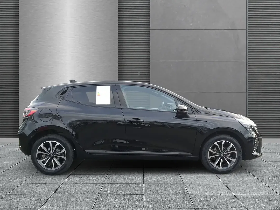 Renault Clio - Thumbnail 2