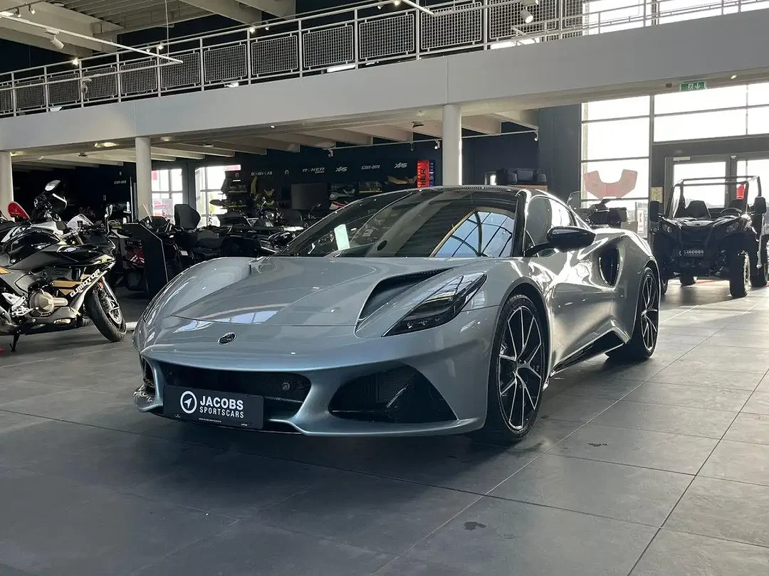 Lotus Emira - Afbeelding 1