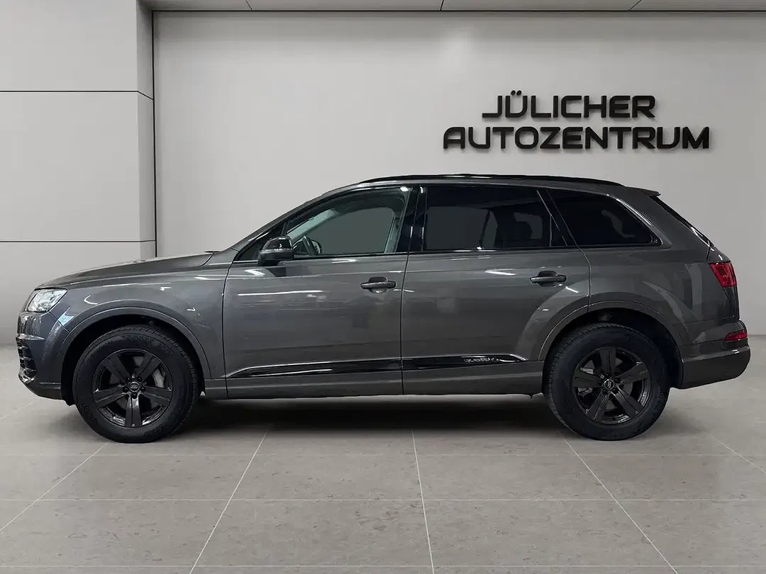 Audi Q7 - Thumbnail 5