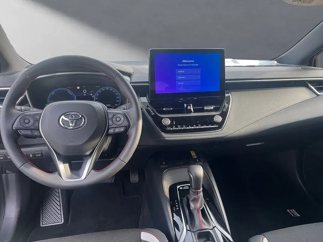 Toyota Corolla - Thumbnail 13