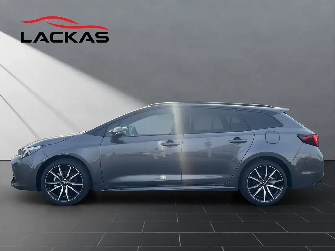 Toyota Corolla - Thumbnail 2