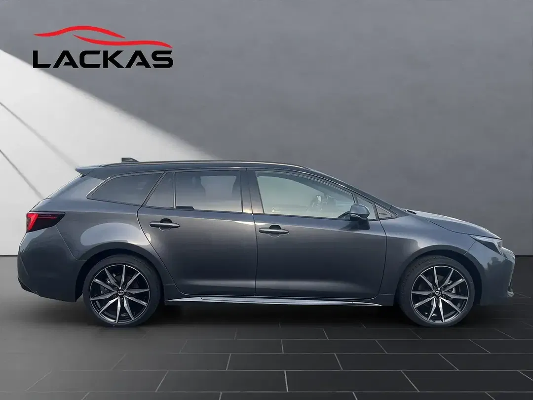 Toyota Corolla - Thumbnail 6