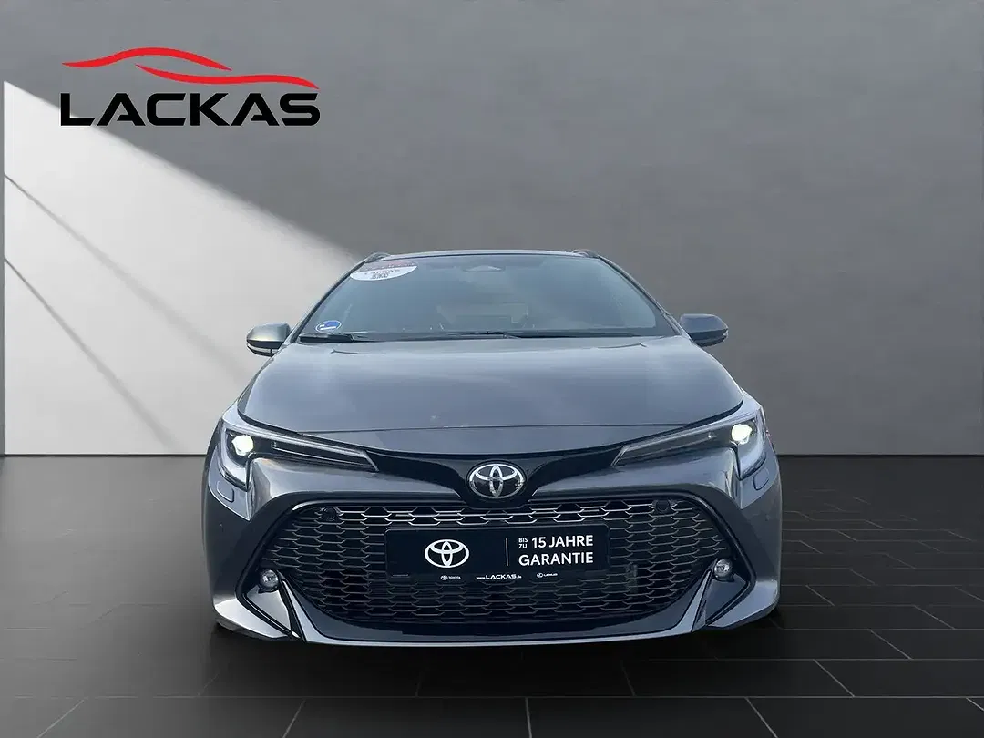 Toyota Corolla - Thumbnail 8