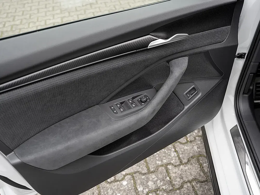 Skoda Superb - Thumbnail 13