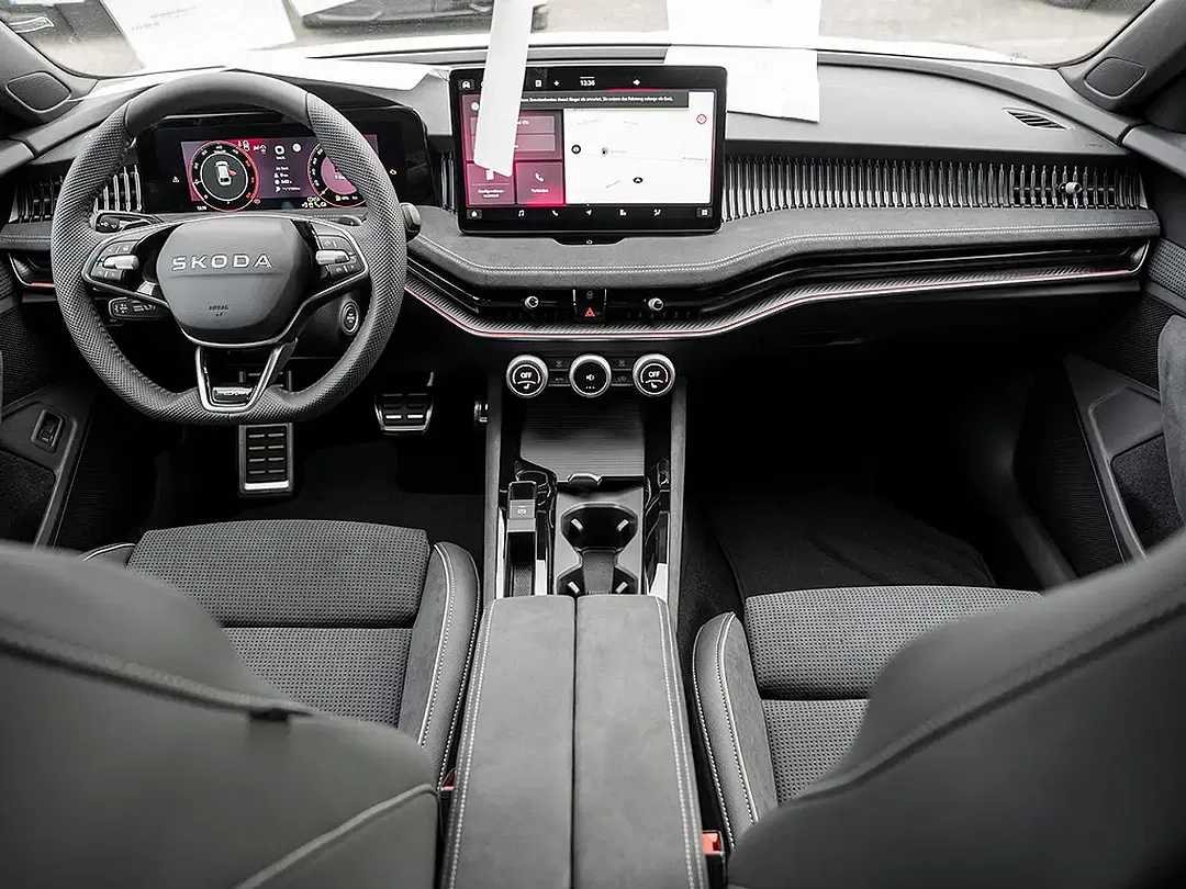 Skoda Superb - Thumbnail 6