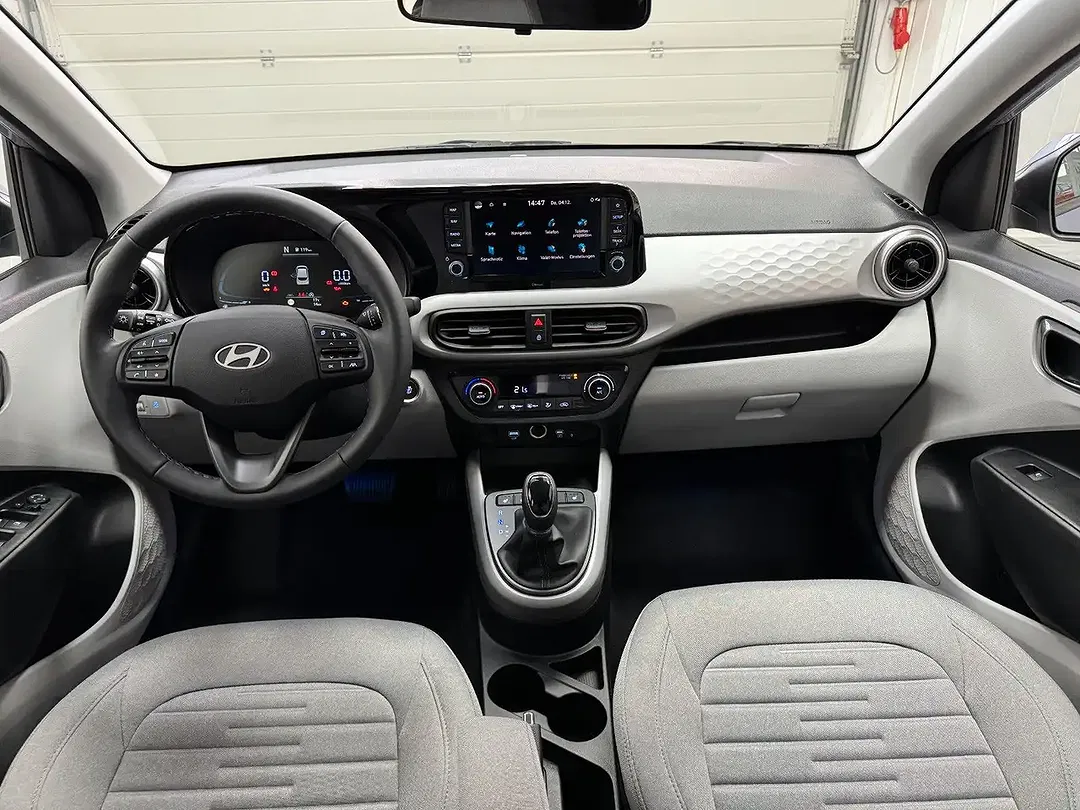 Hyundai i10 - Thumbnail 13