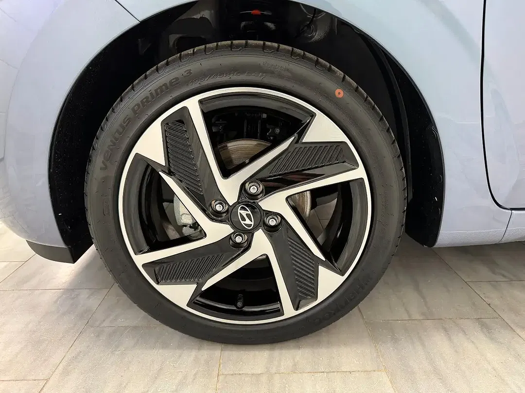 Hyundai i10 - Thumbnail 7