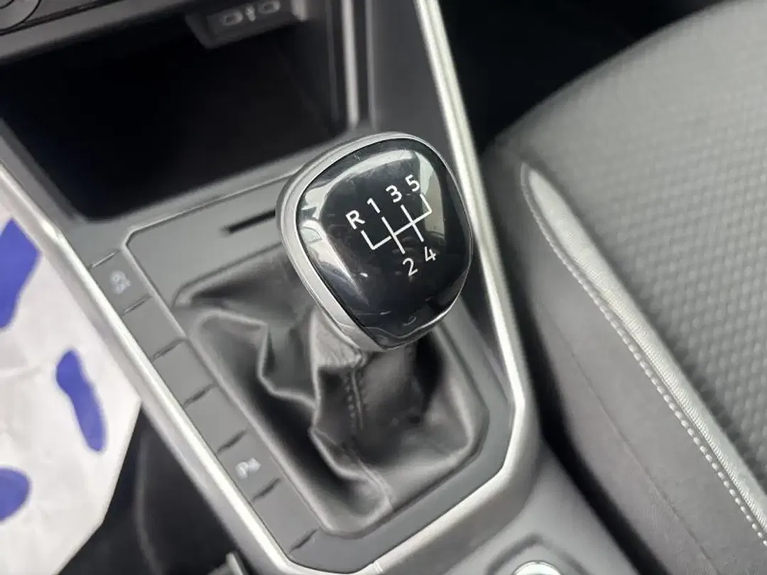 Volkswagen Polo - Thumbnail 6