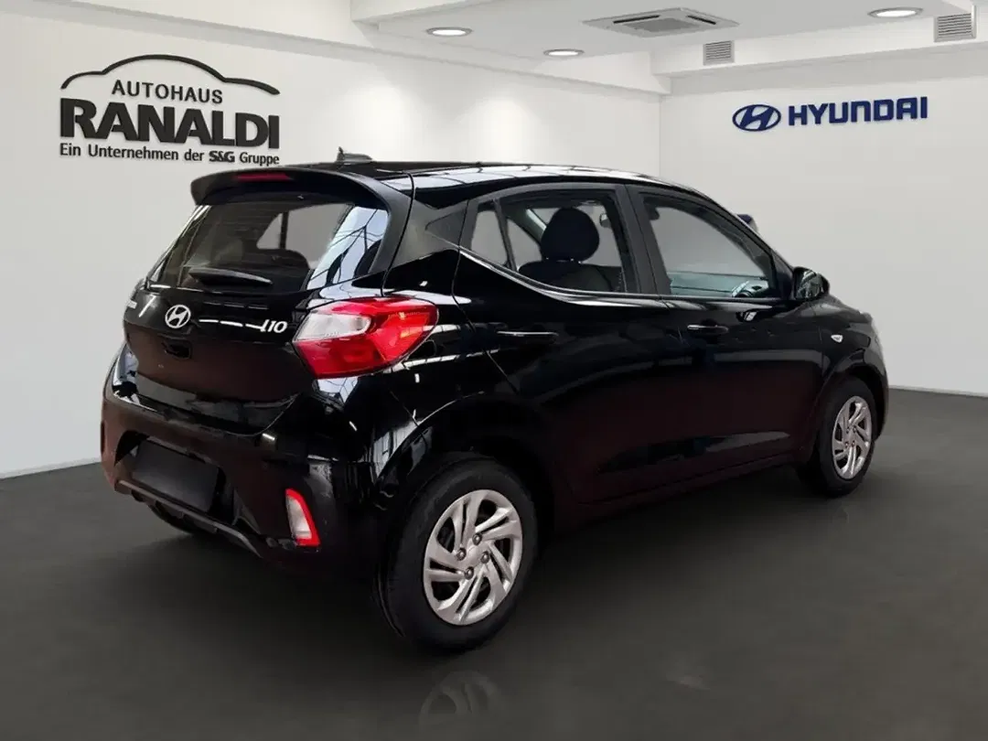 Hyundai i10 - Thumbnail 3