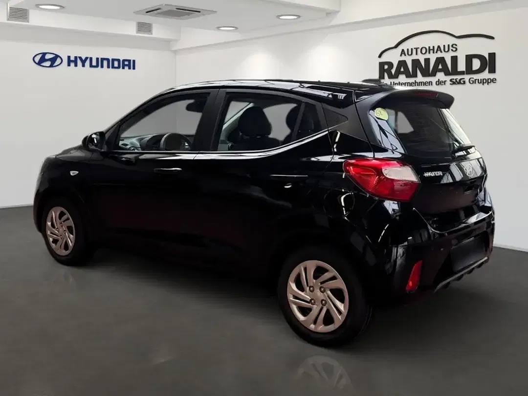 Hyundai i10 - Thumbnail 4