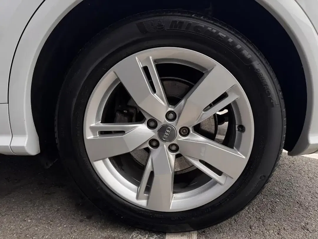 Audi Q5 - Thumbnail 14
