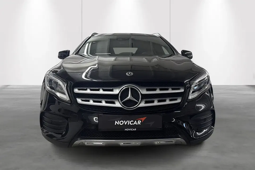 Mercedes-Benz GLA 180 - Thumbnail 4